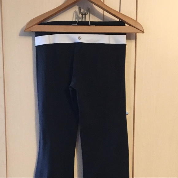 Lululemon Groove Black Yoga Pants with White - Picture 3 of 6
